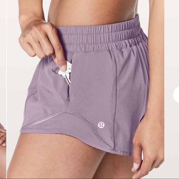 Lululemon Hotty Hot Short II *2.5" - Picture 5 of 6